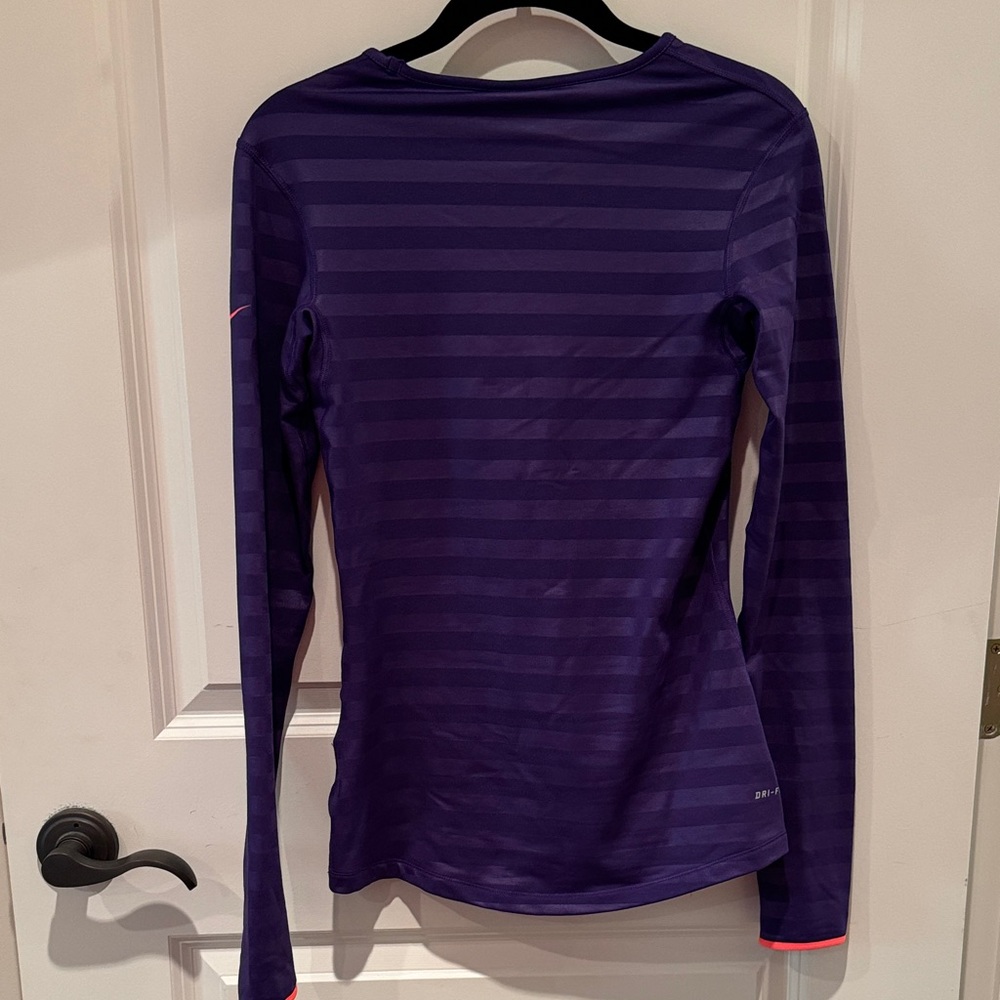 NWT Nike Hyperwarm Series Purple Striped Long Sleeve Top - Picture 4 of 5